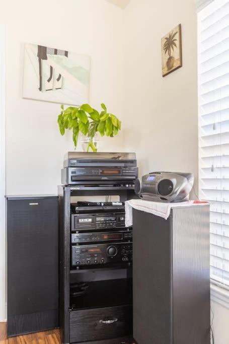 Hidden Gem Hideaway Homely West Melbourne Buitenkant foto